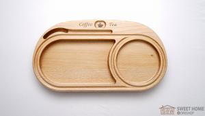 Plate for serving coffee or tea with deserts Drink Pad